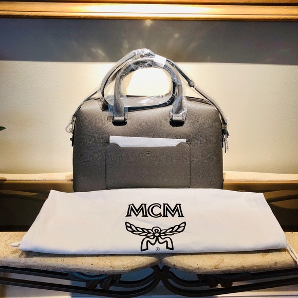 MCM Boston Bag - Picture 3 of 5